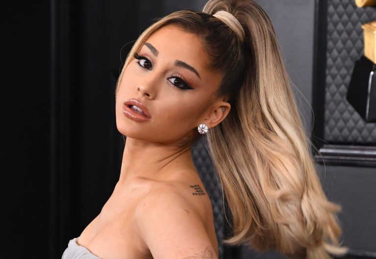 09 YES, AND? – ARIANA GRANDE (Igual S14)