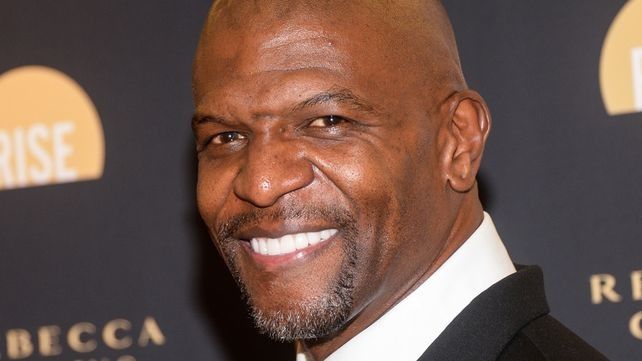 Terry Crews sorprende a sus fanáticos con icónica escena de «¿Y dónde están las rubias?»