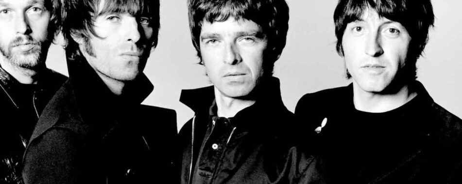 Oasis Celebra el 30 aniversario de «Definitely Maybe» con una nueva versión de «Up In The Sky»